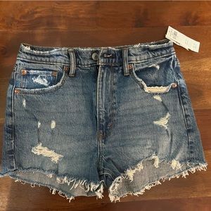 ABERCROMBIE SHORTS - NWT